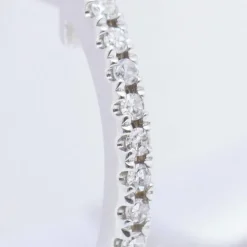 Boucles d'oreilles en or blanc et diamants
