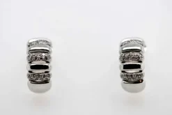 Boucles d'oreilles en or blanc avec diamants de 0,360 carat
