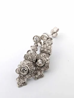 Boucles d'oreilles en or blanc 18 carats avec diamants