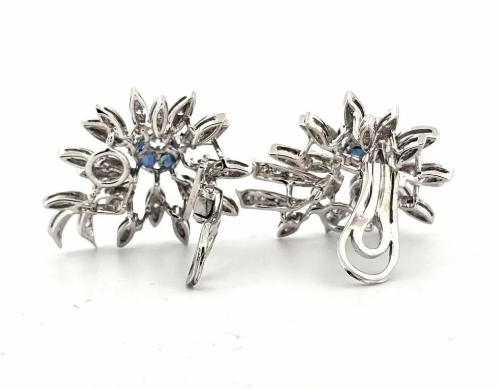 Boucles d'oreilles en or blanc avec saphirs et diamants