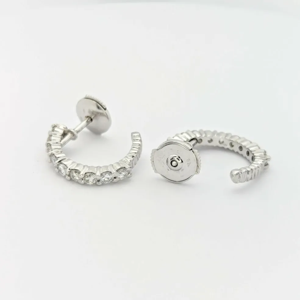 Boucles d'oreilles en or blanc et diamants