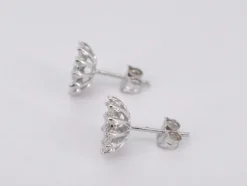 Boucles d'oreilles en or blanc avec diamants naturels