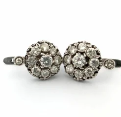 Boucles d'oreilles en or blanc avec diamants