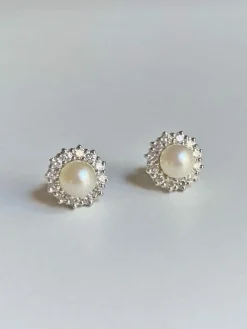 Boucles d'oreilles en or blanc perles et diamants