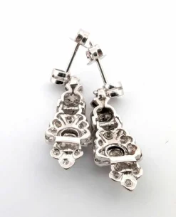Boucles d'oreilles en or blanc avec diamants