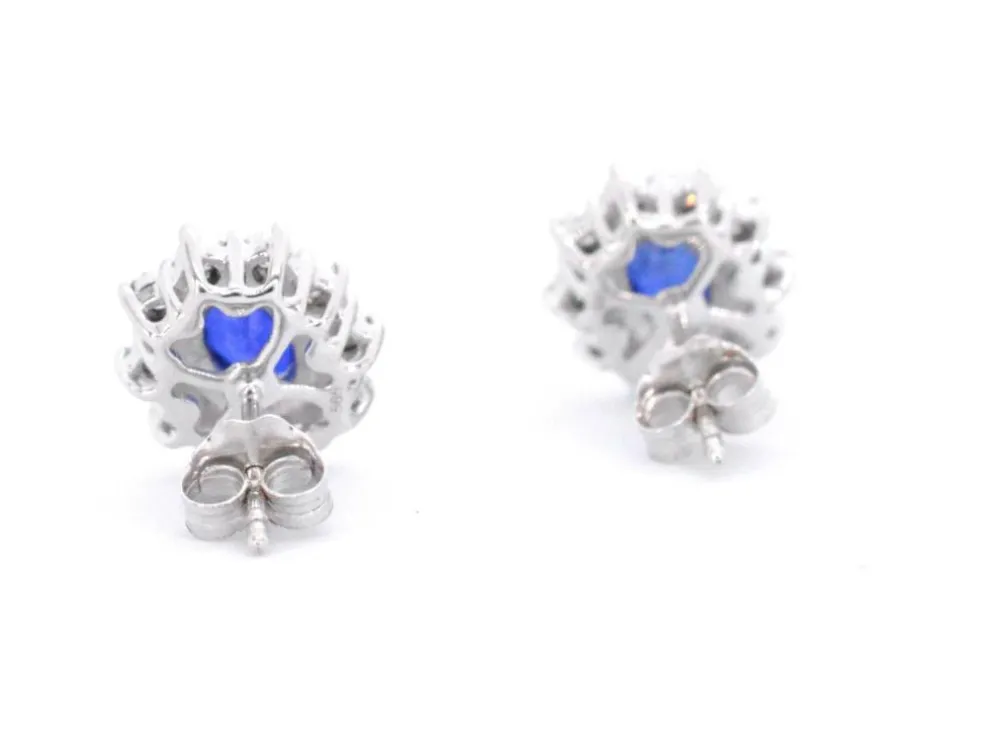 Boucles d'oreilles en or blanc avec diamants et saphir
