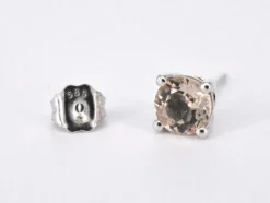 Boucles d'oreilles en or blanc avec morganite