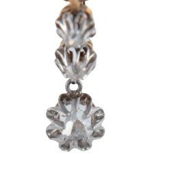 Boucles d'oreilles en or, diamants