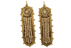 Boucles d'oreilles en or et perles anciennes