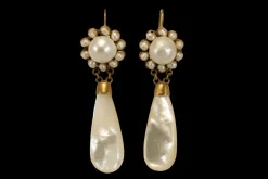 Boucles d'oreilles en or et perles anciennes