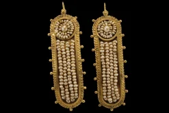 Boucles d'oreilles en or et perles anciennes