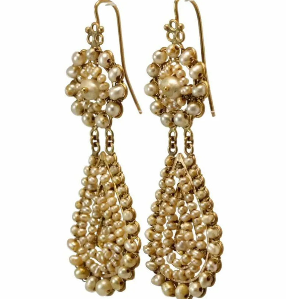 Boucles d'oreilles en or et perles anciennes