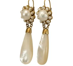 Boucles d'oreilles en or et perles anciennes