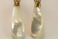 Boucles d'oreilles en or et perles anciennes