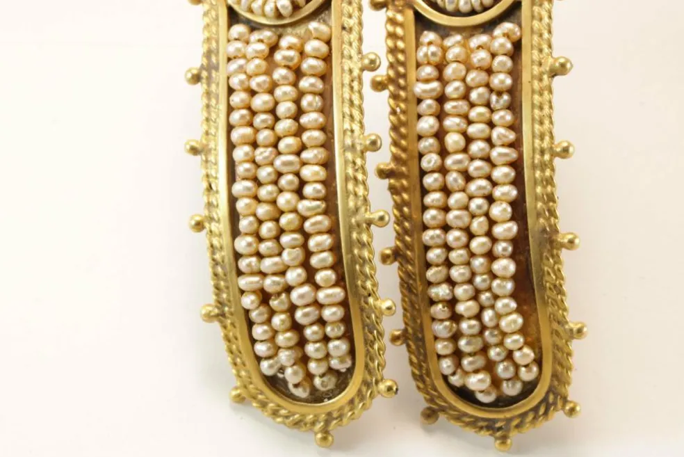 Boucles d'oreilles en or et perles anciennes