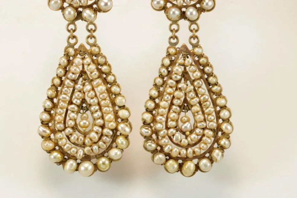 Boucles d'oreilles en or et perles anciennes