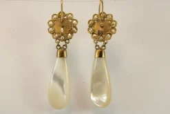 Boucles d'oreilles en or et perles anciennes
