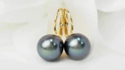 Boucles d'oreilles en or jaune et perles de Tahiti