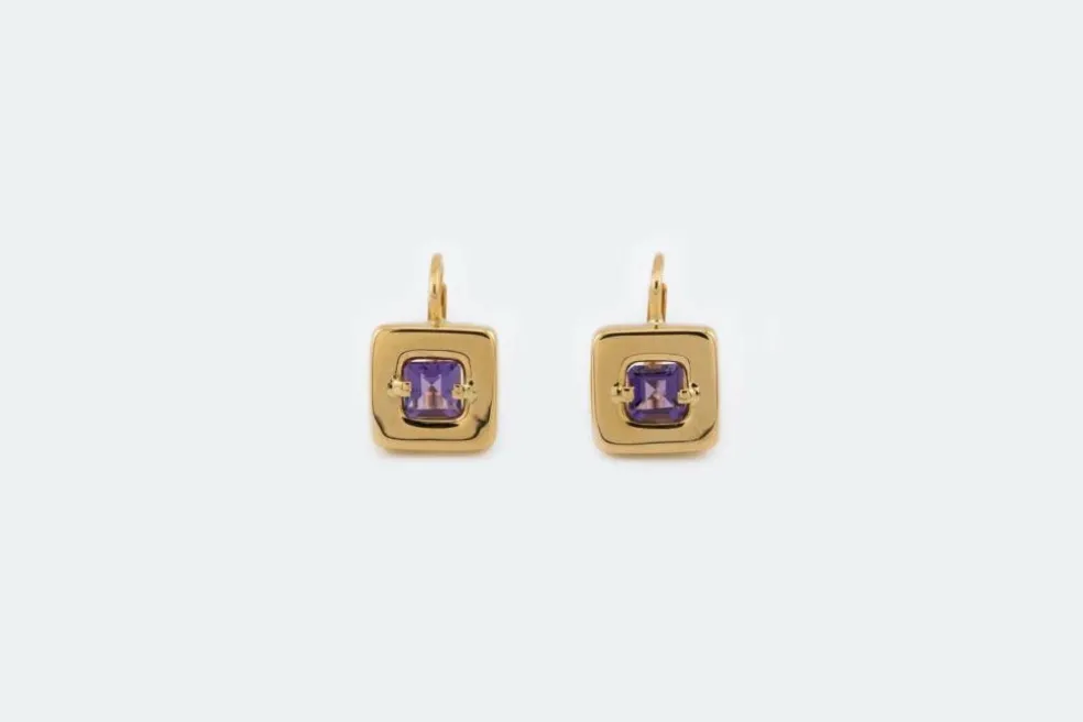 Boucles d'oreilles en or jaune avec améthystes