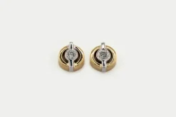 Boucles d'oreilles en or jaune et or blanc avec diamants