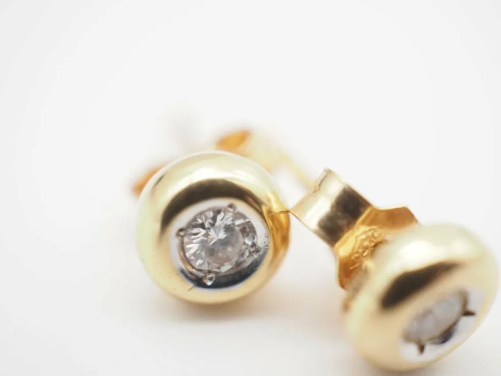 Boucles d'oreilles en or jaune 750 et diamants