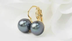 Boucles d'oreilles en or jaune et perles de Tahiti