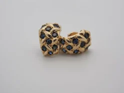 Boucles d'oreilles en or jaune et saphirs