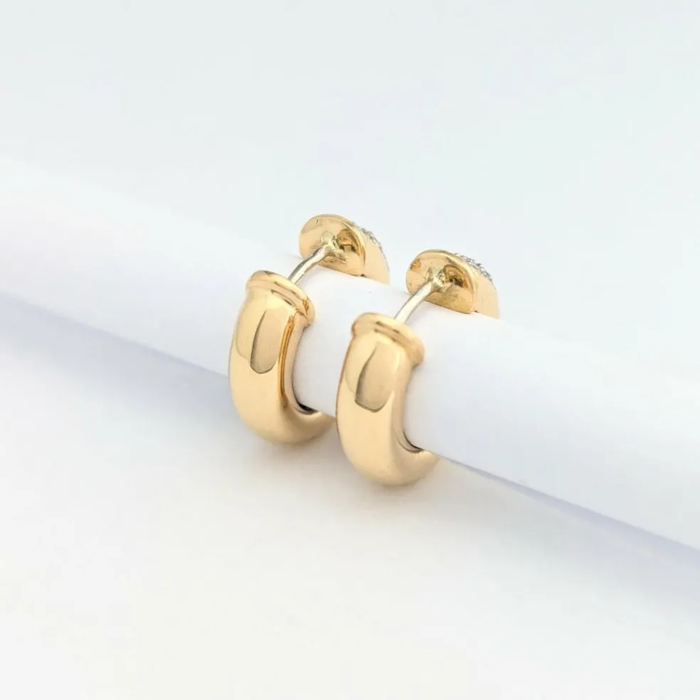 Boucles d'oreilles en or jaune et diamants