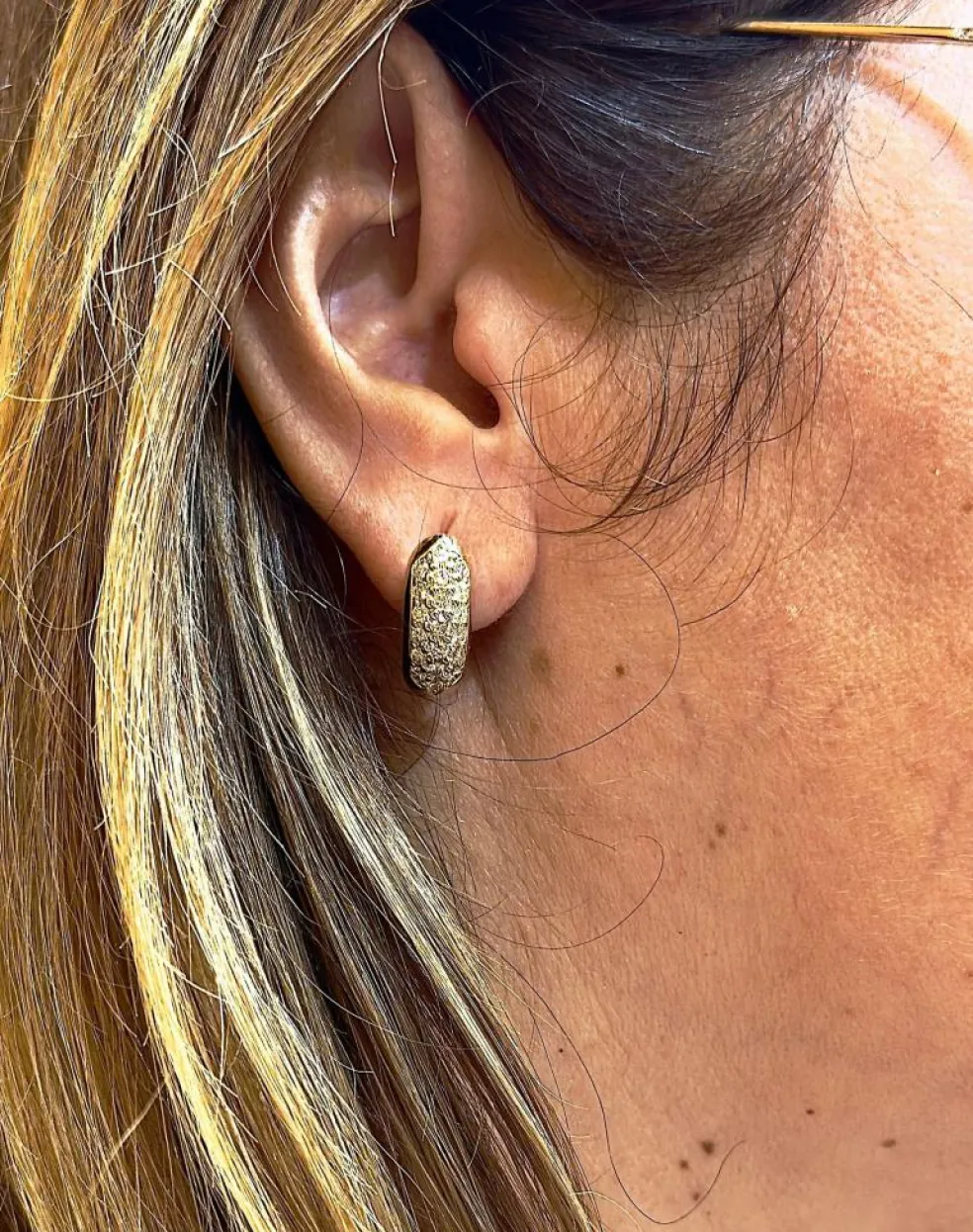 Boucles d’oreilles en or jaune 18 carats et diamants