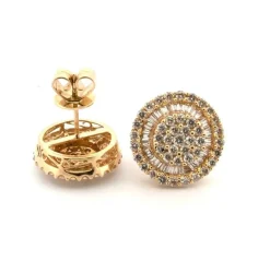 Boucles d'oreilles en or jaune avec diamants