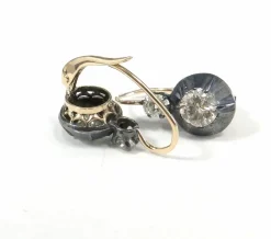 Boucles d'oreilles en or jaune et argent avec diamants