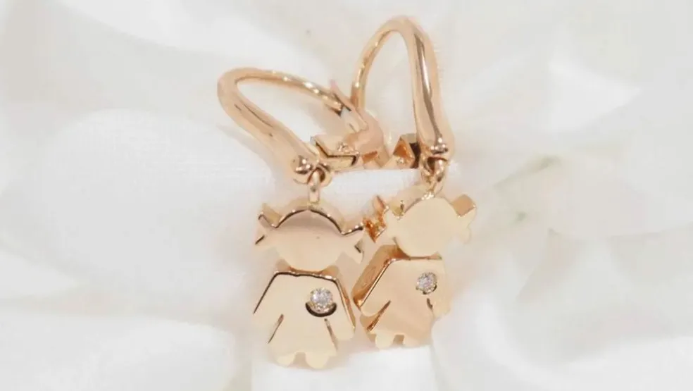 Boucles d'oreilles en or rose et diamants