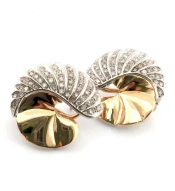 Boucles d'oreilles en platine et or avec diamants
