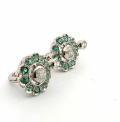 Boucles d'oreilles en platine avec émeraudes et diamants