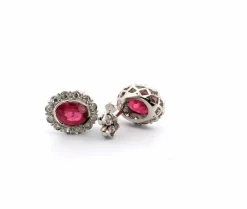 Boucles d'oreilles en platine avec rubis et diamants
