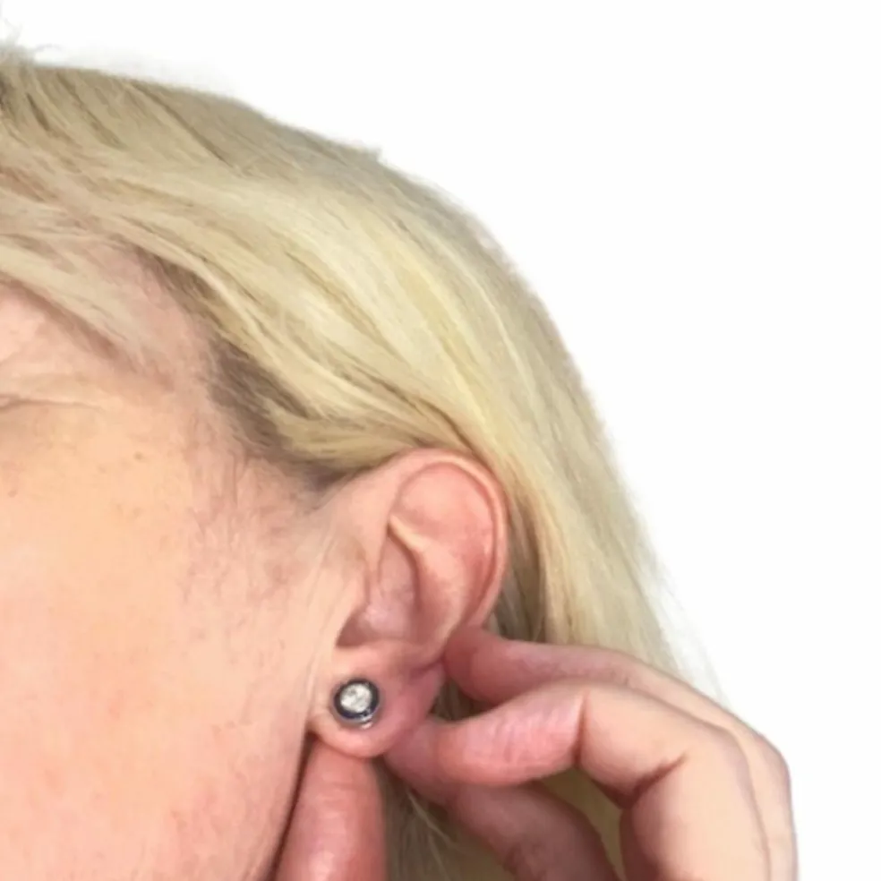 boucles d'oreilles en platine avec diamants et saphirs