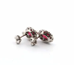 Boucles d'oreilles en platine avec rubis et diamants