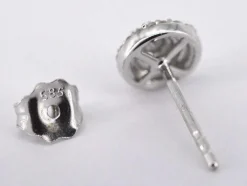 Boucles d'oreilles entourage en or blanc avec diamants