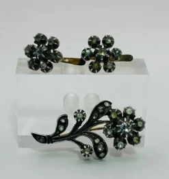 Boucles d'oreilles et broche à motif floral espagnol