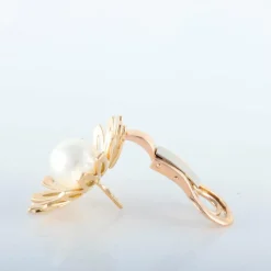BOUCLES D’OREILLES FLEUR OR JAUNE ET PERLE