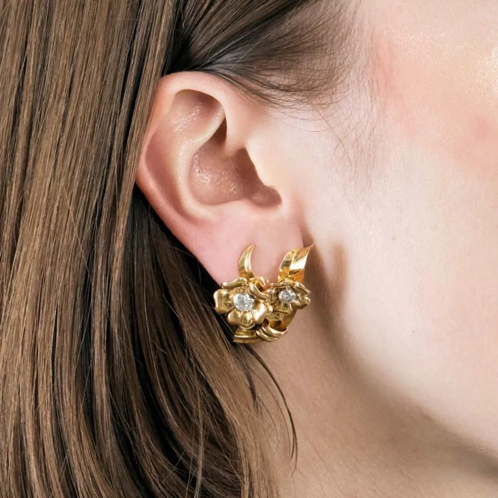 Boucles d'oreilles fleurs, or jaune et diamants