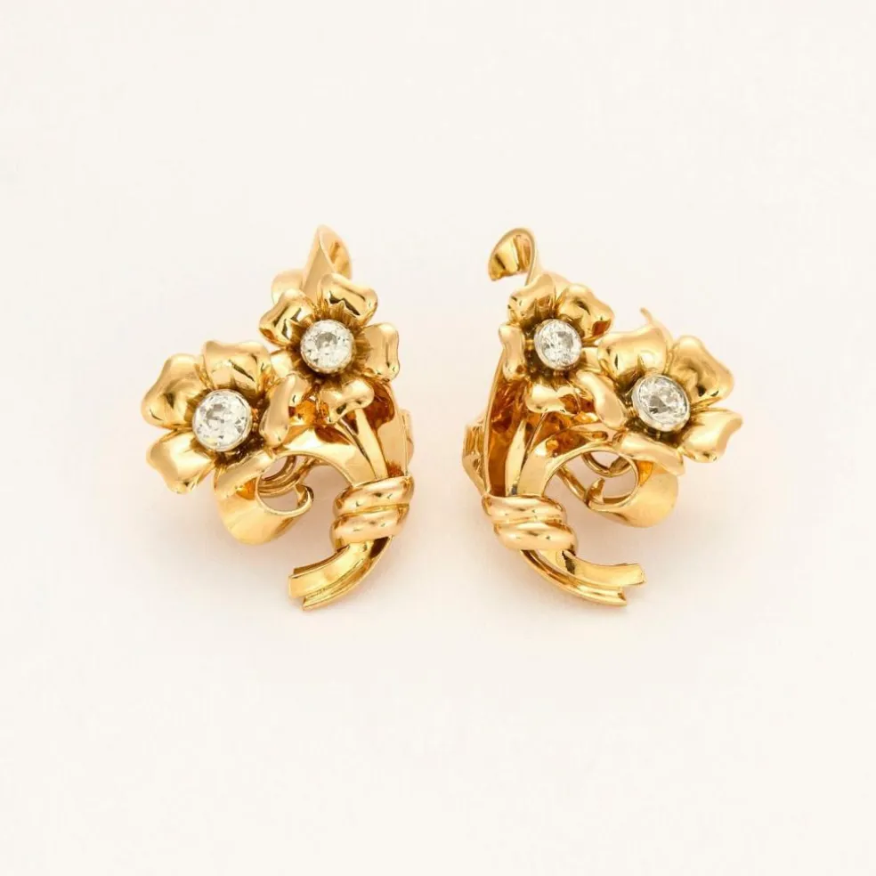 Boucles d'oreilles fleurs, or jaune et diamants