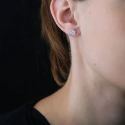 Boucles d'oreilles fleurs de diamants