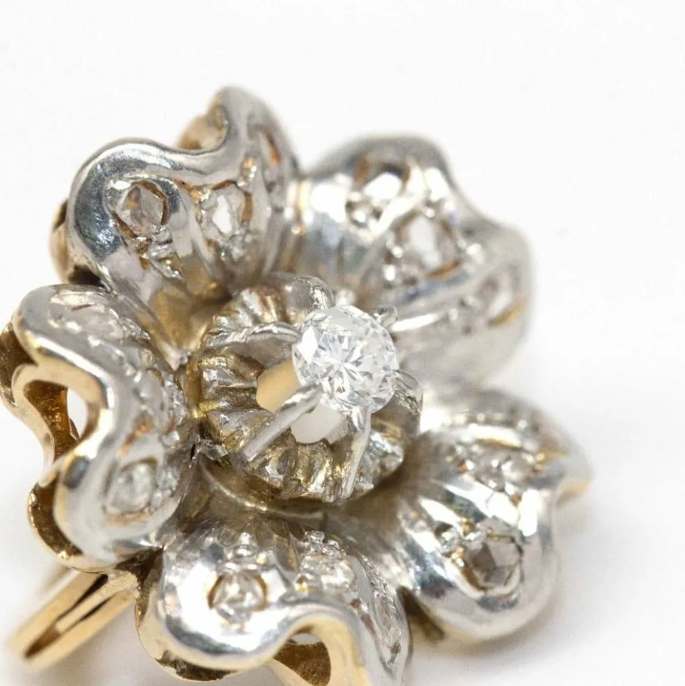 Boucles d'oreilles fleurs bicolores et diamants