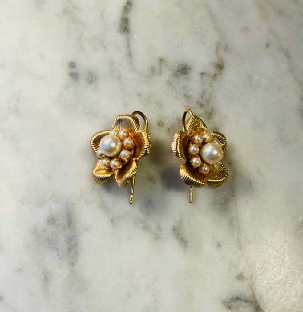 Boucles d'oreilles fleurs et perles