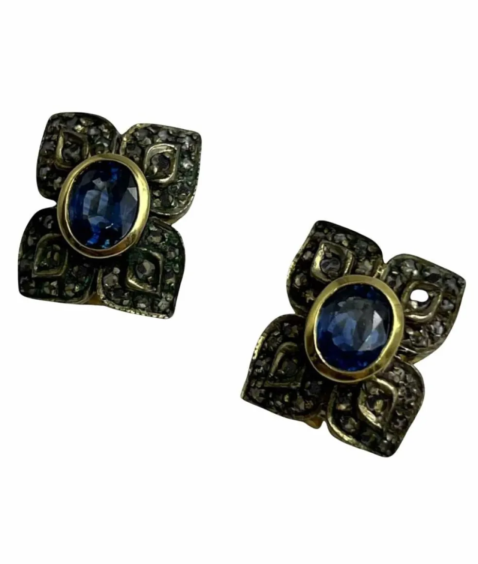 Boucles d'oreilles florales en saphir et diamant