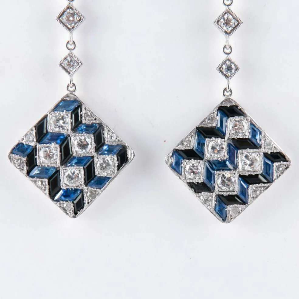 Boucles d'oreilles géométriques saphirs et diamants
