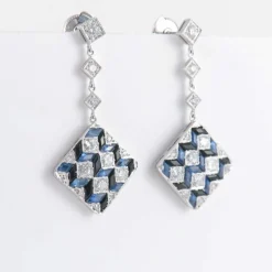 Boucles d'oreilles géométriques saphirs et diamants