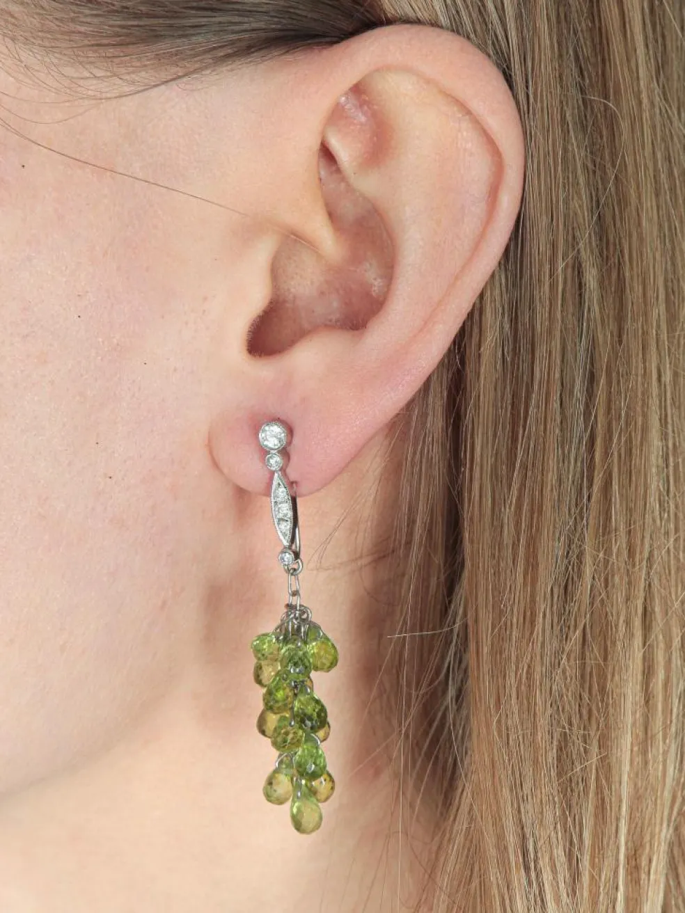 Boucles d'oreilles gouttelettes péridots