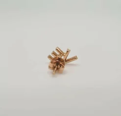 Boucles d’oreilles «LO VE » or rose diamants